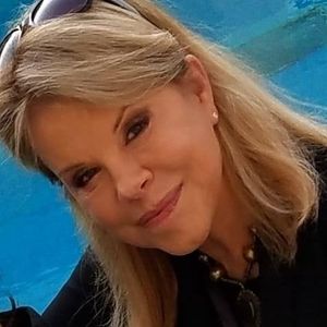 Meet your Posher, Elsbeth